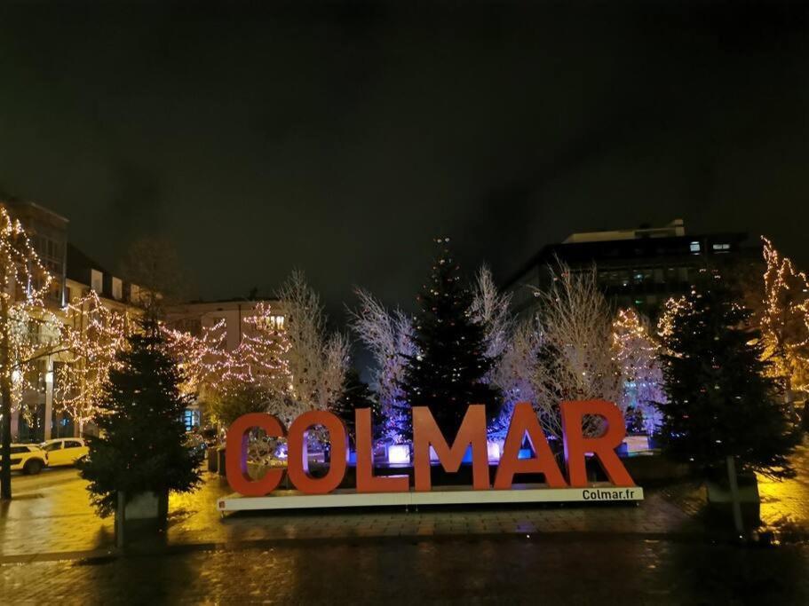 Logement Colmar Centre Avec Parking Exteriör bild